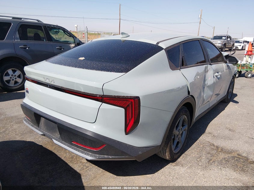 Vin: 3kpft4de1se241896, lot: 45979123, kia k4 lxs 20254