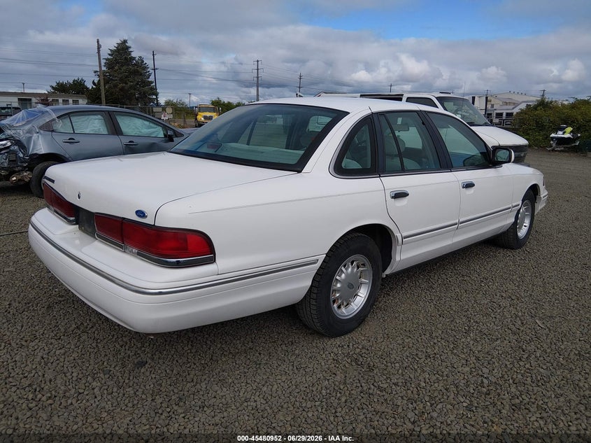 AtlanticExpress - Ford Crown Victoria