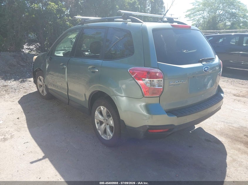 2015 SUBARU FORESTER auction photo 3