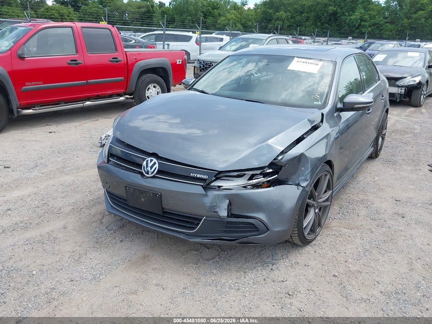 2013 VOLKSWAGEN JETTA HYBRID auction photo 2