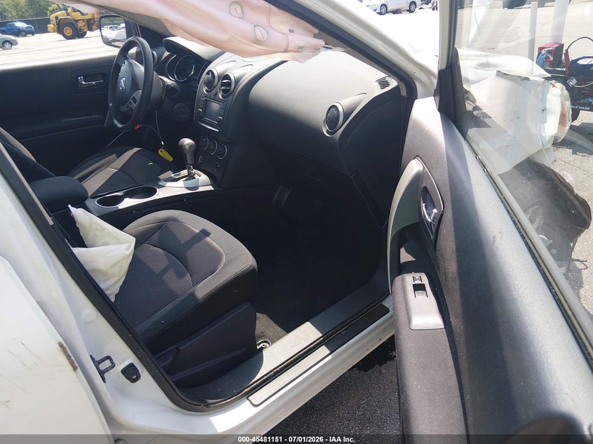 2011 NISSAN ROGUE auction photo 5