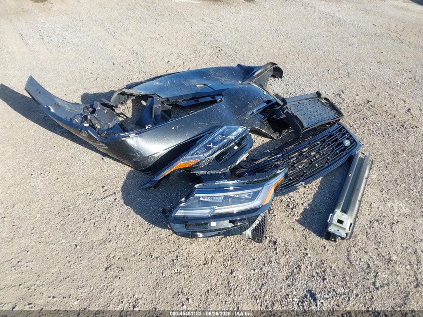 2026 Land Rover Range Rover Velar P400 Dynamic Se VIN: SALYL2FU2TA829000 Lot: 45481183