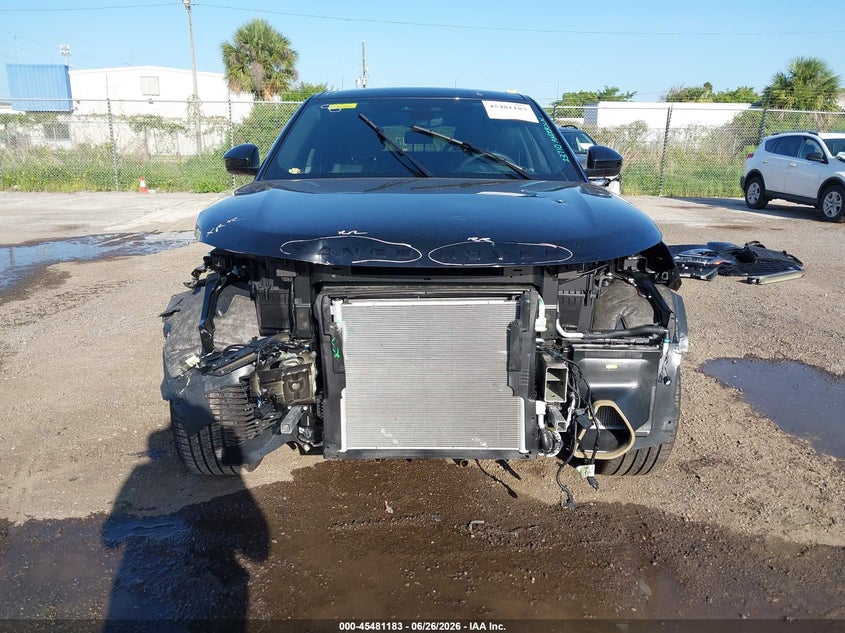 2026 Land Rover Range Rover Velar P400 Dynamic Se VIN: SALYL2FU2TA829000 Lot: 45481183