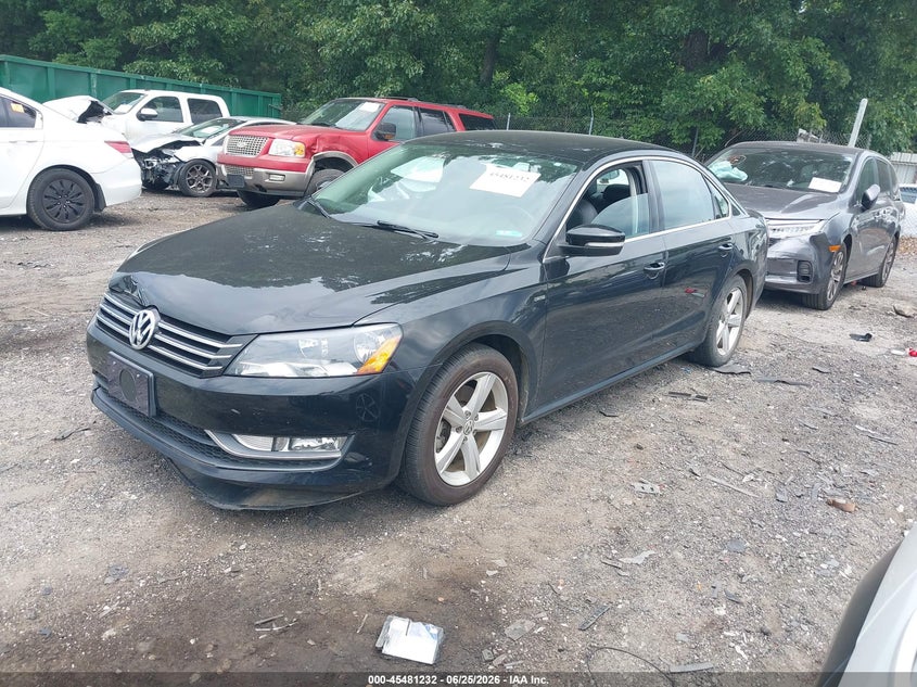 2015 VOLKSWAGEN PASSAT auction photo 2