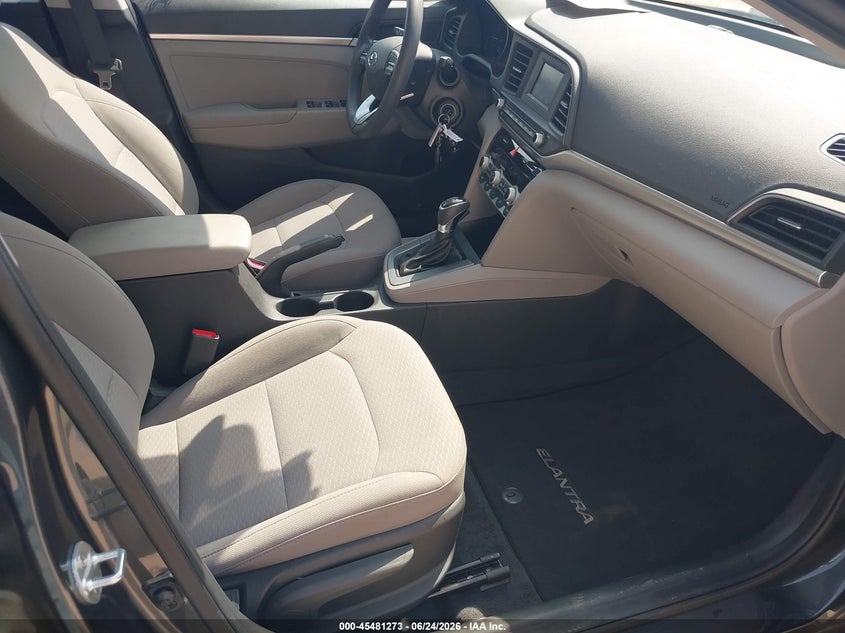 2020 HYUNDAI ELANTRA auction photo 5