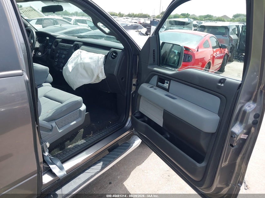 2014 FORD F-150 auction photo 5