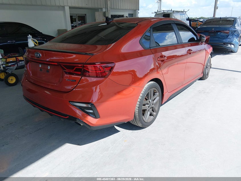 2021 KIA FORTE auction photo 4