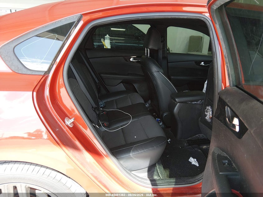 2021 KIA FORTE auction photo 8