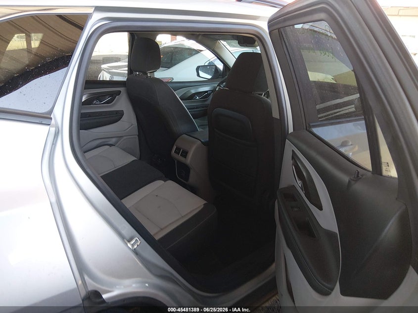 2022 GMC TERRAIN auction photo 8