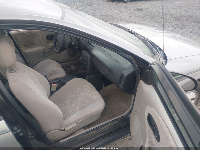 1999 SATURN SL2 auction photo 5