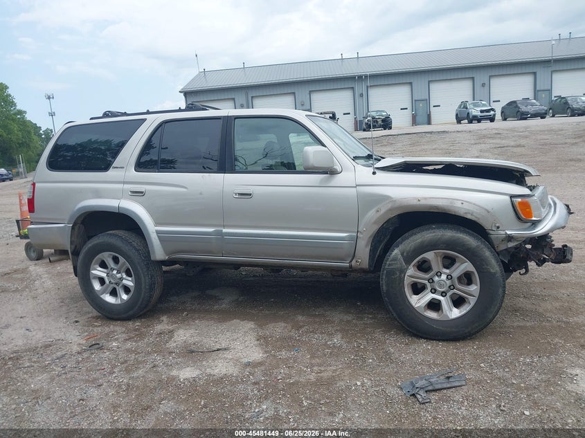 AtlanticExpress - Toyota 4Runner
