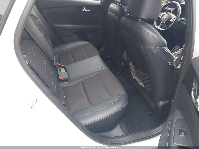 2021 KIA FORTE auction photo 8