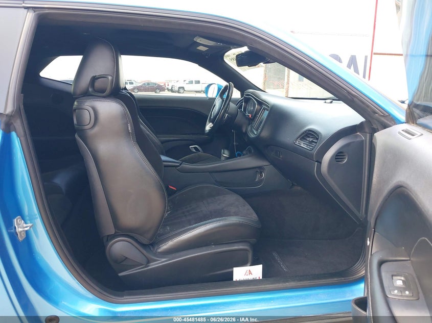 2016 DODGE CHALLENGER auction photo 5