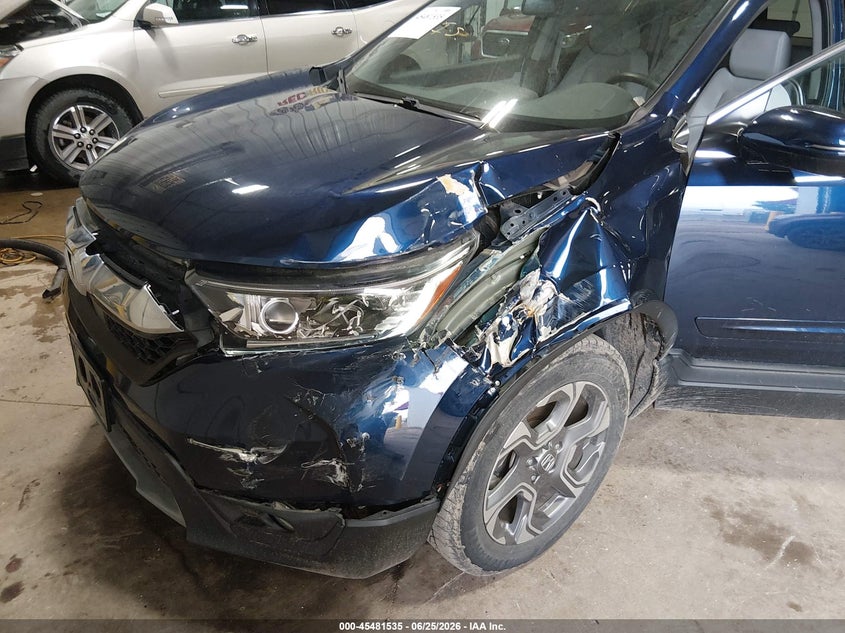 2017 HONDA CR-V auction photo 6