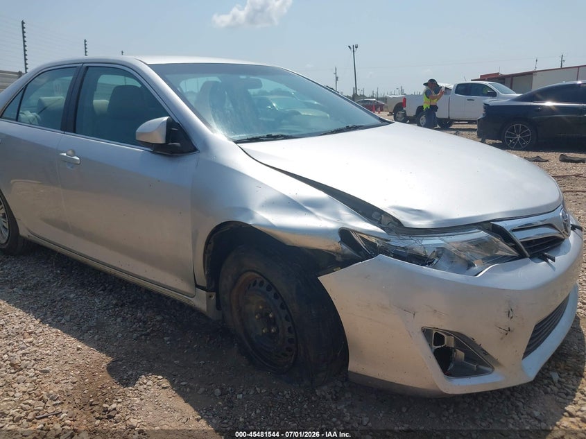 2012 TOYOTA CAMRY auction photo 6