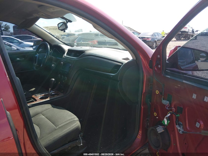 2014 CHEVROLET TRAVERSE auction photo 5