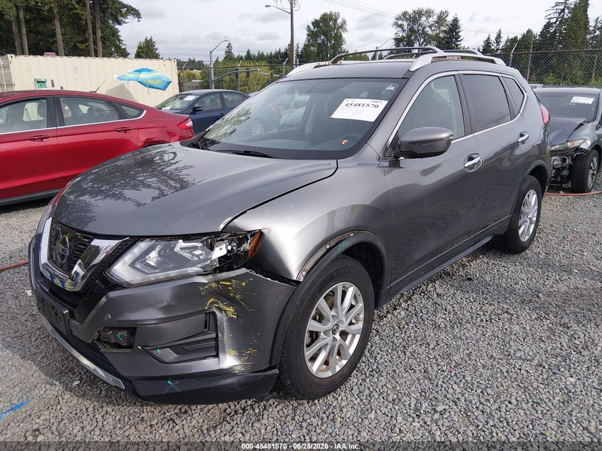 2017 Nissan Rogue, Left Front, IAAI, VIN KNMAT2MV9HP579506 — photo 2