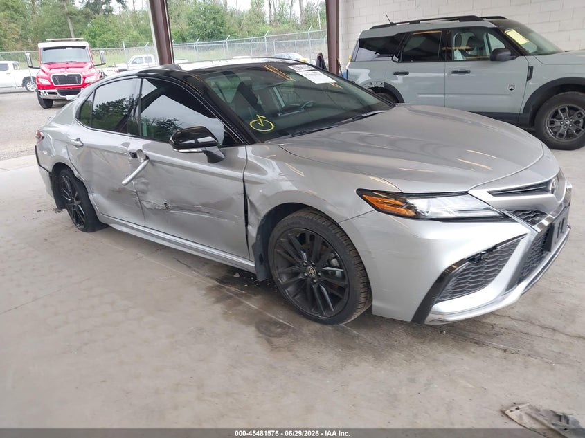 2022 TOYOTA CAMRY XSE