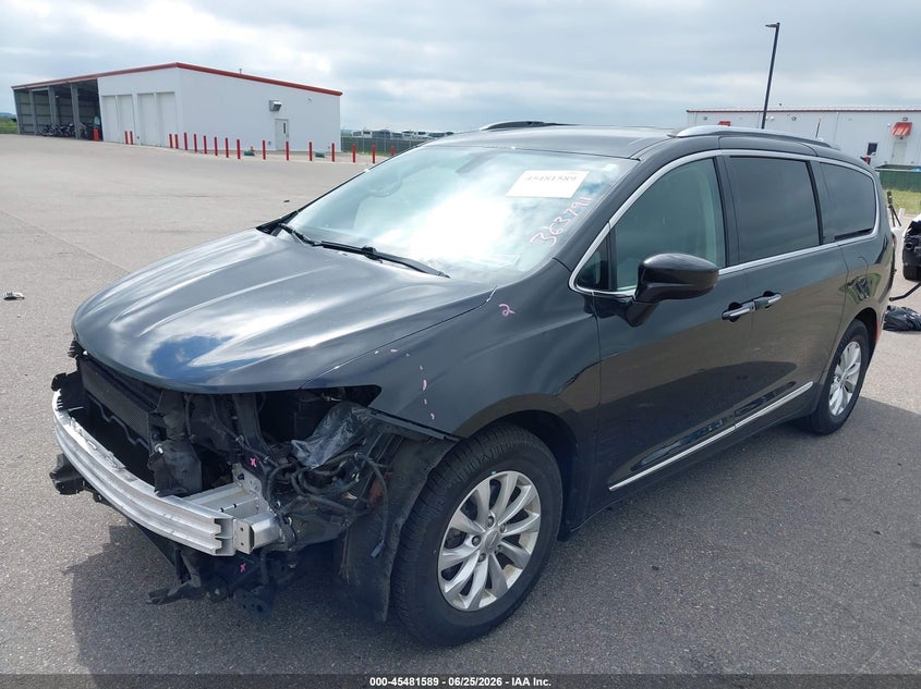 CHRYSLER PACIFICA 2018 VIN 2C4RC1BG0JR178030