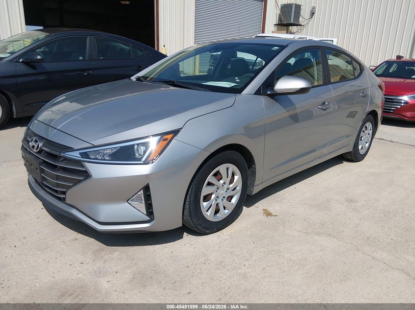 2020 HYUNDAI ELANTRA auction photo 2