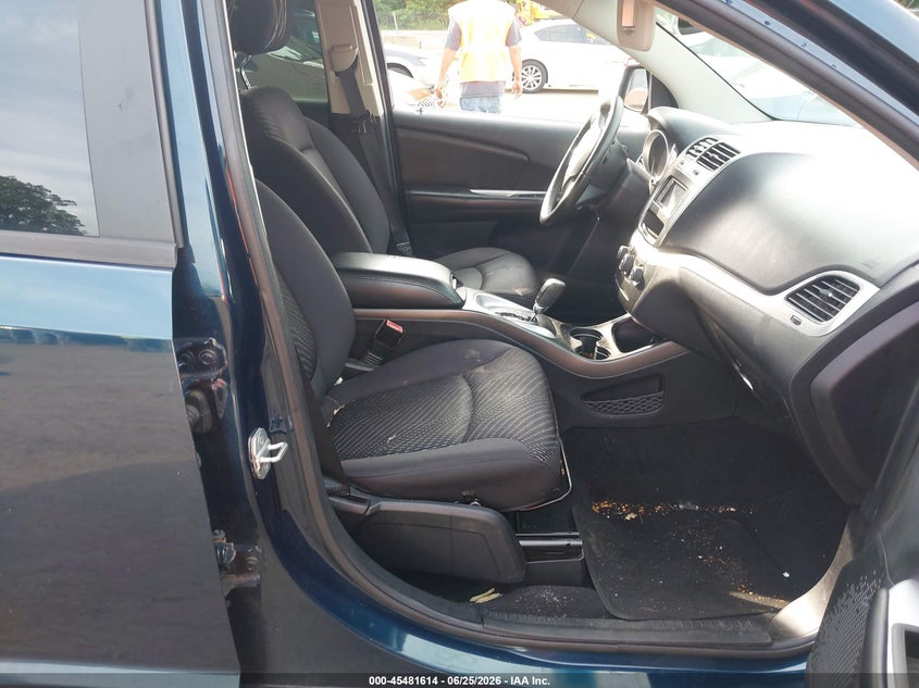 2013 DODGE JOURNEY auction photo 5