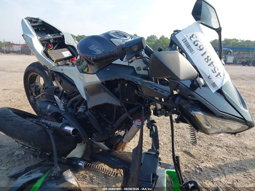 2022 Kawasaki NINJA