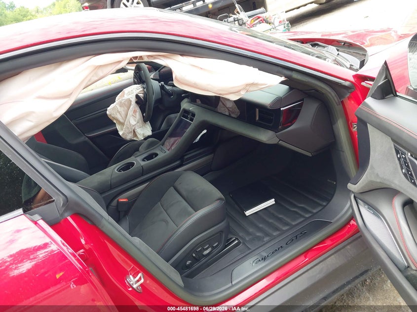 2023 PORSCHE TAYCAN auction photo 5