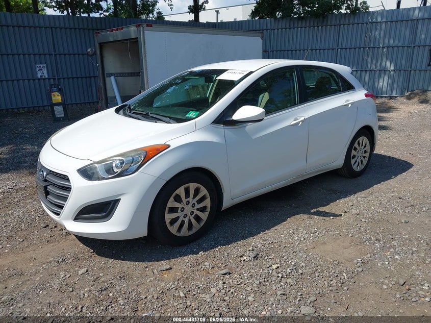 2016 Hyundai Elantra Gt KMHD35LH4GU312828 photo 1