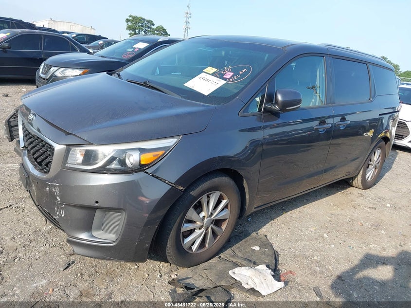 2017 KIA SEDONA auction photo 2