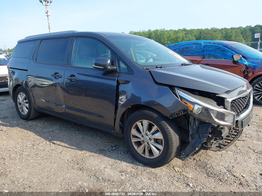 2017 KIA SEDONA auction photo 6