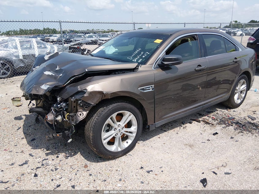 Vin: 1fahp2d8xgg116811, lot: 45979924, ford taurus se 20162