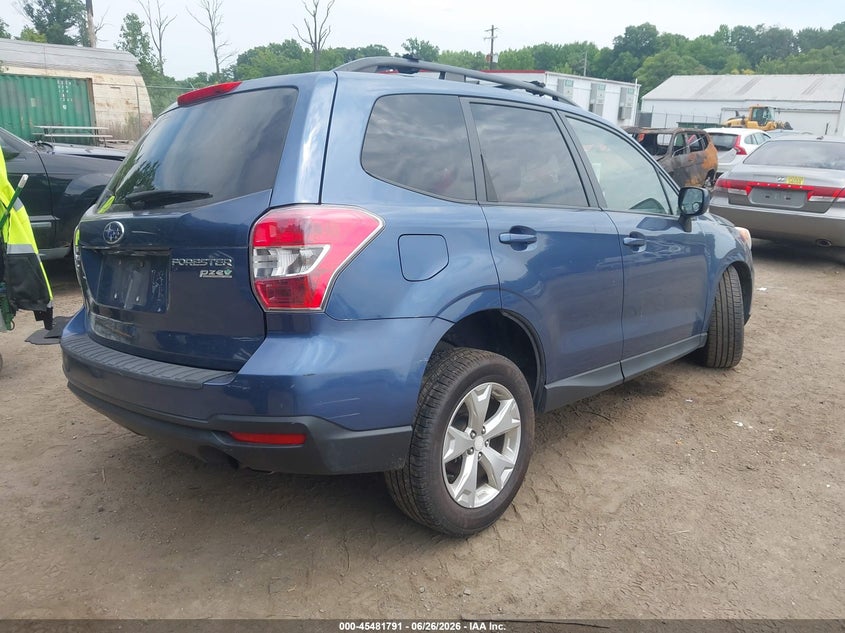 2014 SUBARU FORESTER auction photo 4