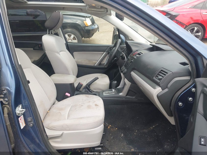 2014 SUBARU FORESTER auction photo 5