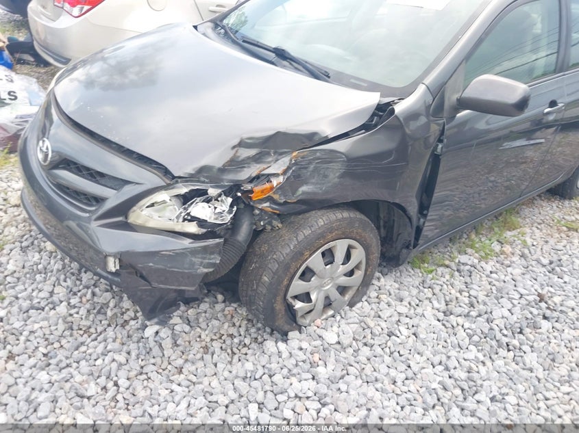 2011 TOYOTA COROLLA auction photo 6