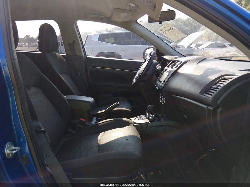 2017 MITSUBISHI OUTLANDER SPORT auction photo 5