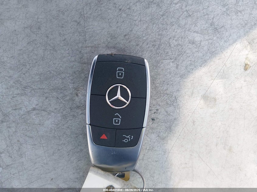 MERCEDES-BENZ CLA 250 COUPE - zdjęcie 11