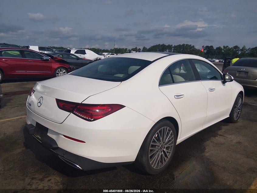 MERCEDES-BENZ CLA 250 COUPE - zdjęcie 4