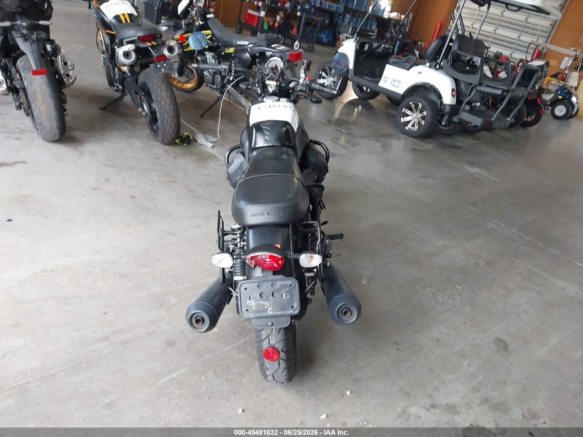 2017 Moto Guzzi V7 Iii Stone VIN: ZGULDU003HM000231 Lot: 45481832