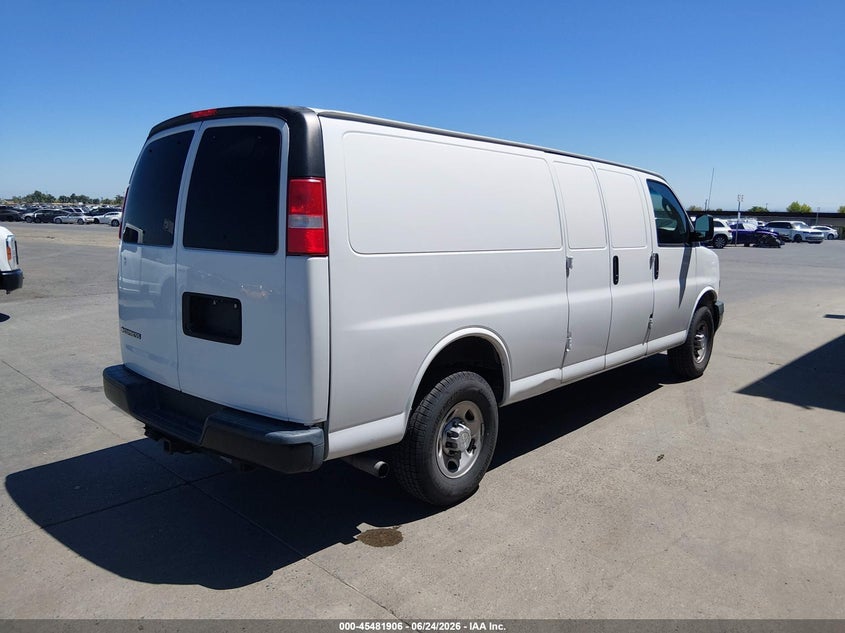 Vin: 1gczghfp9l1128404, lot: 45980081, chevrolet express cargo rwd 3500 extended wheelbase wt 20204