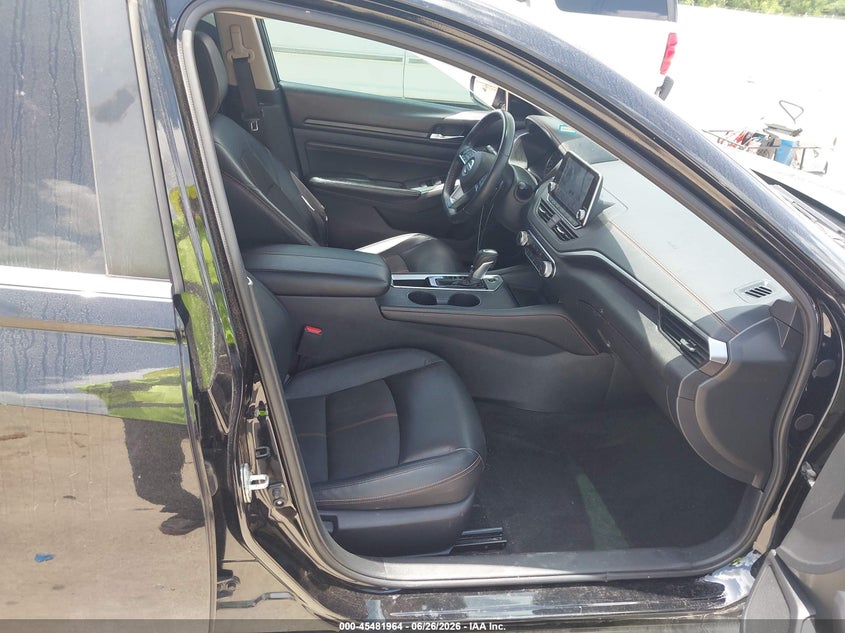 2020 NISSAN ALTIMA auction photo 5