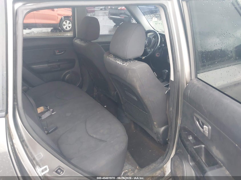 2010 KIA SOUL auction photo 8