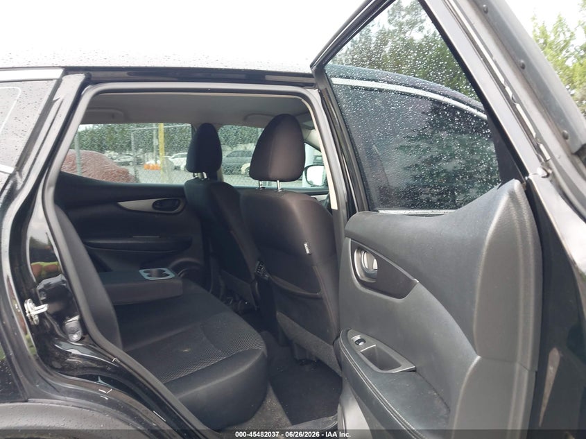 2019 NISSAN ROGUE SPORT auction photo 8