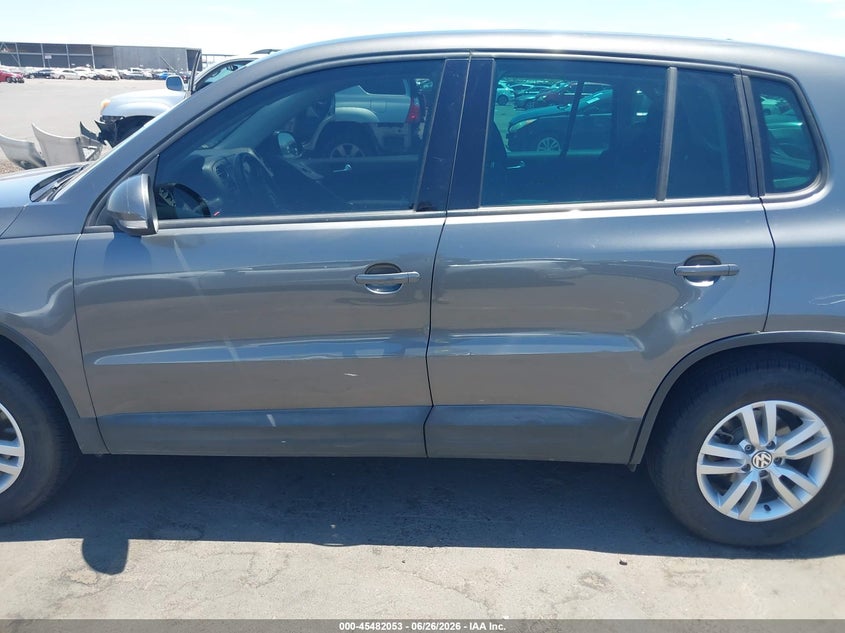 2013 Volkswagen Tiguan S VIN: WVGBV3AX0DW613757 Lot: 45482053