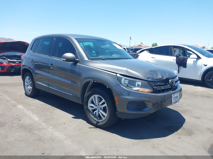 2013 VOLKSWAGEN TIGUAN auction photo 6