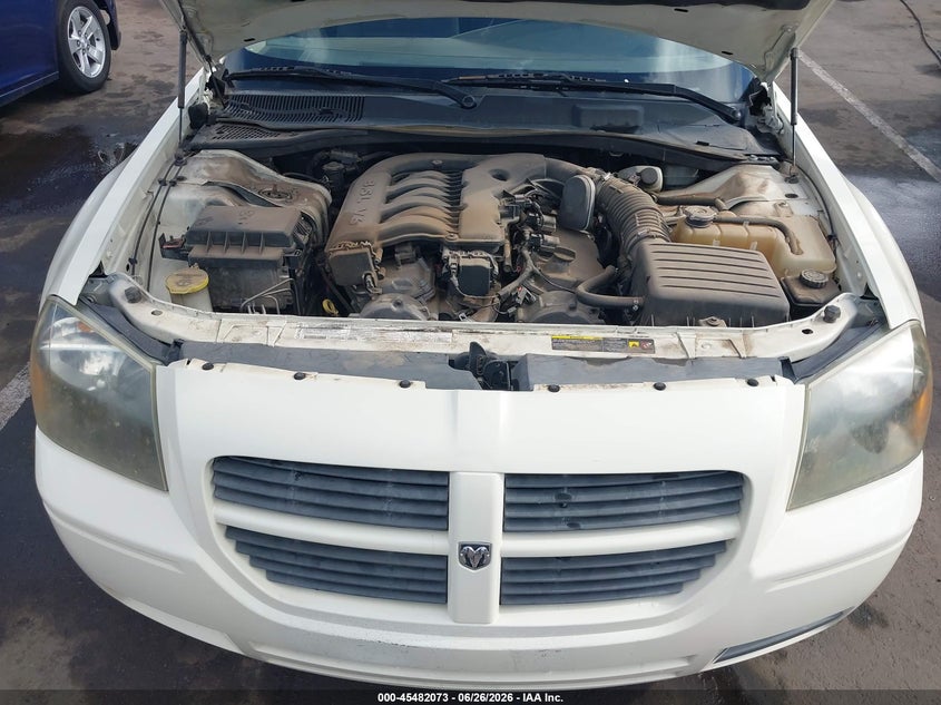 2005 Dodge Magnum Se VIN: 2D4FV48V75H617713 Lot: 45482073