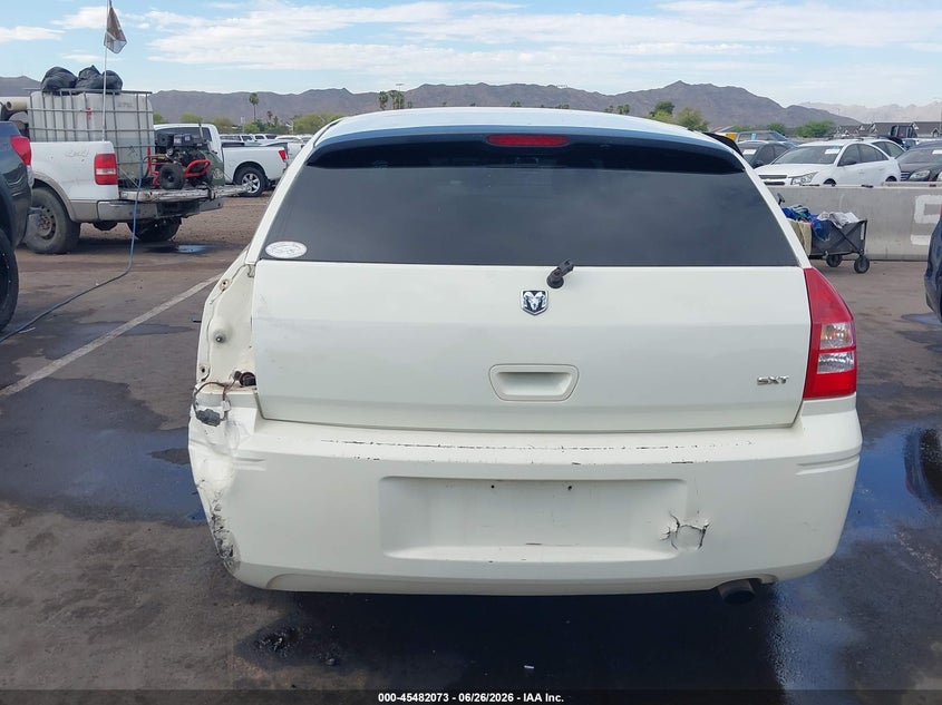 2005 Dodge Magnum Se VIN: 2D4FV48V75H617713 Lot: 45482073