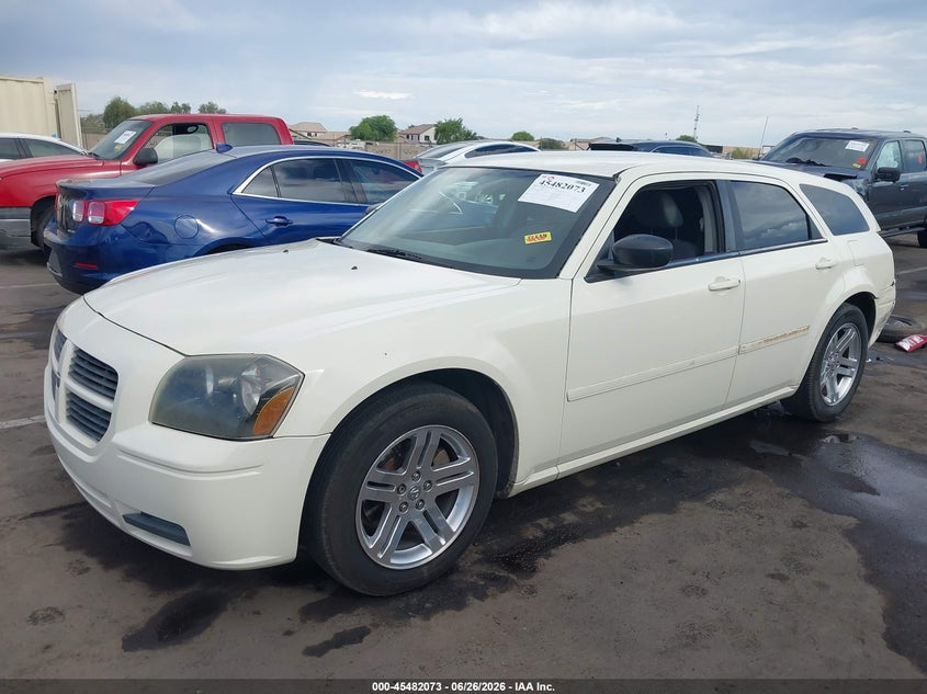 2005 Dodge Magnum, Левый зад, IAAI, VIN 2D4FV48V75H617713 — фото 2