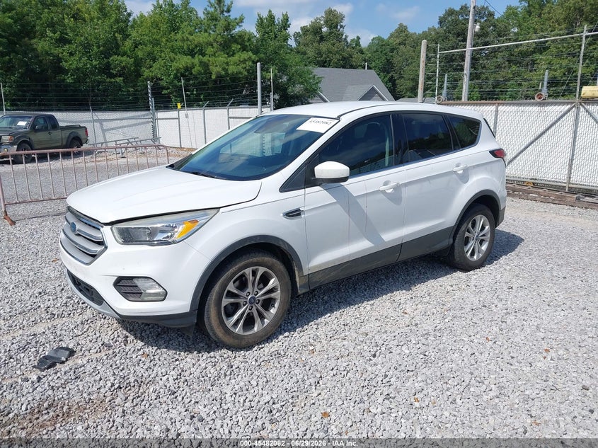 2018 Ford Escape Se 1FMCU0GD2JUC50274 photo 1