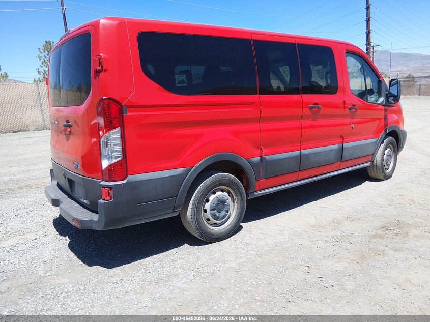 2019 FORD TRANSIT-150 auction photo 4