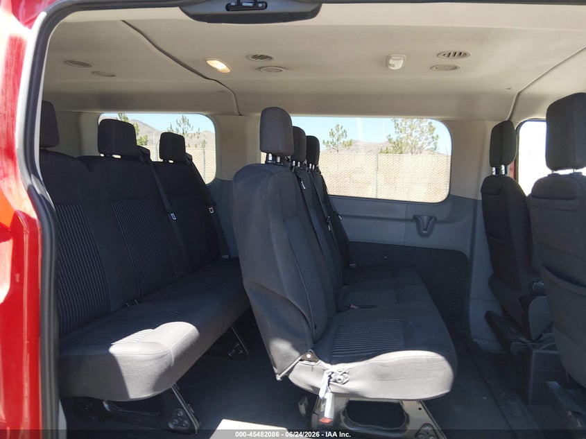 2019 FORD TRANSIT-150 auction photo 8